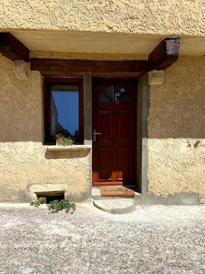 A L'Ombre Du Geant De Provence Lägenhet Mormoiron Exteriör bild