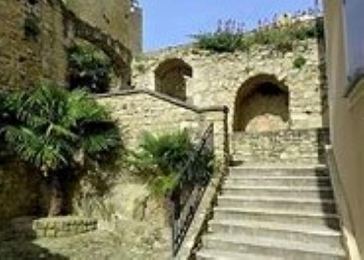 A L'Ombre Du Geant De Provence Lägenhet Mormoiron Exteriör bild